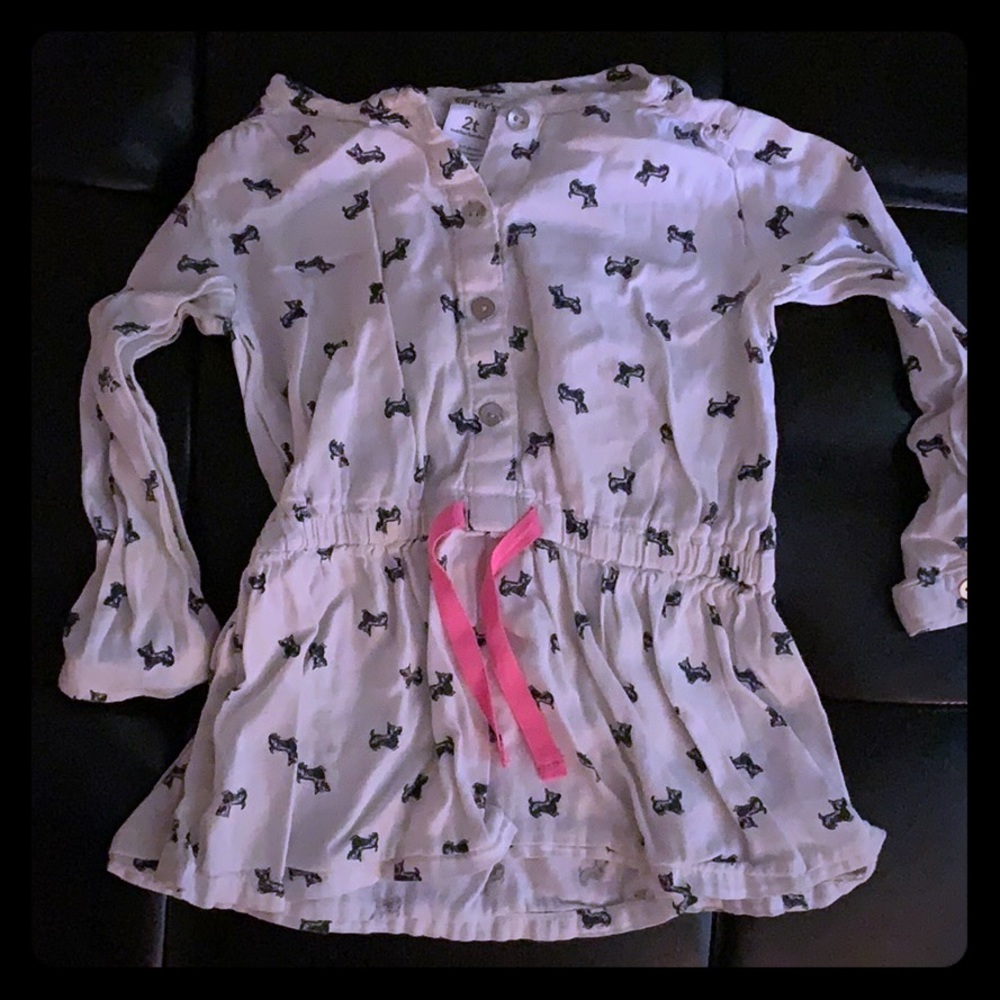 Girl Carters super cute shirt